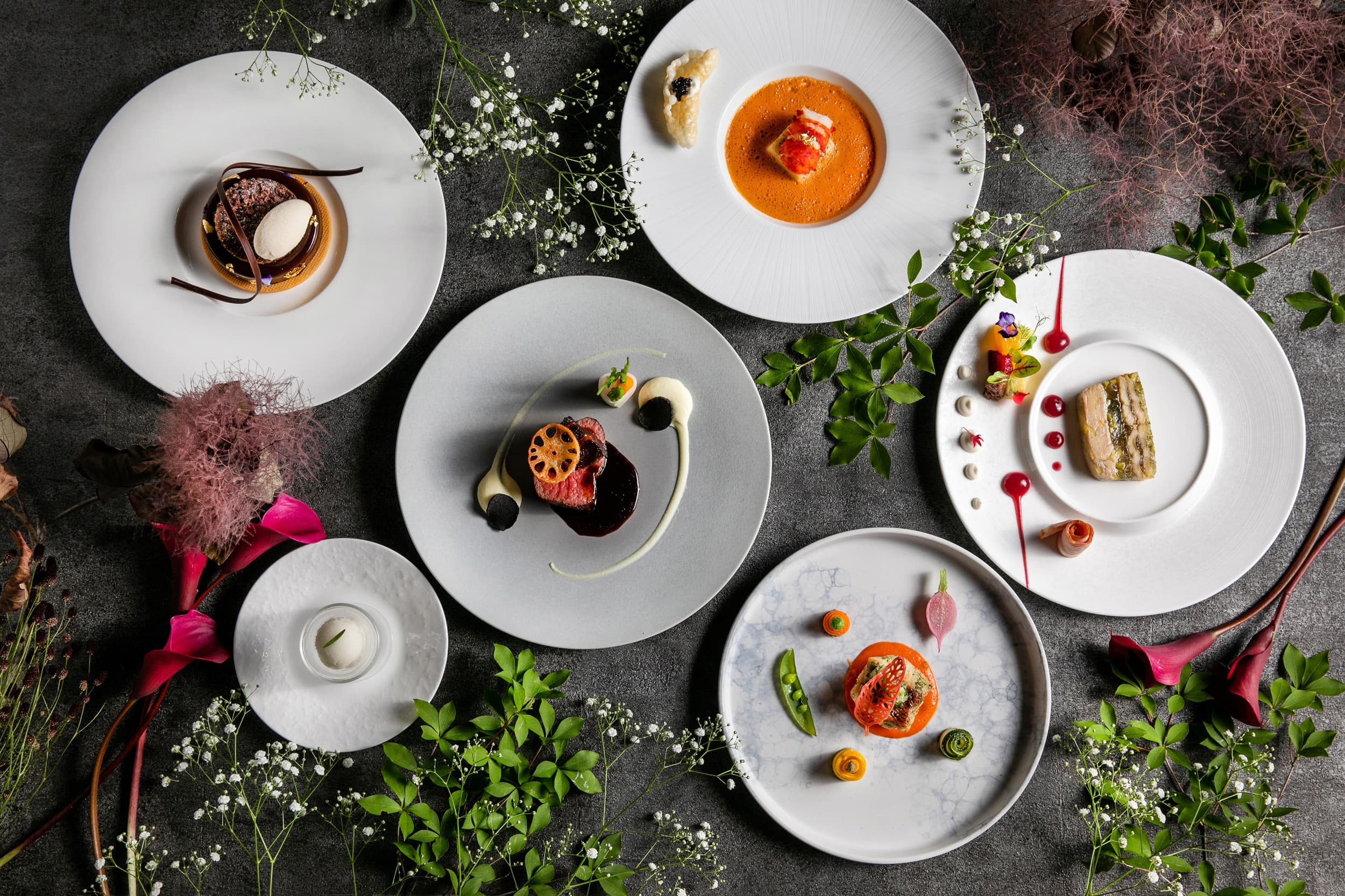 \新春BIG*ドレス特典付/伝統と創造の4皿試食&ホテル館内見学