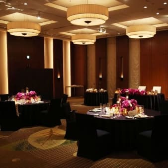 【少人数婚礼】フロア貸切&お料理重視